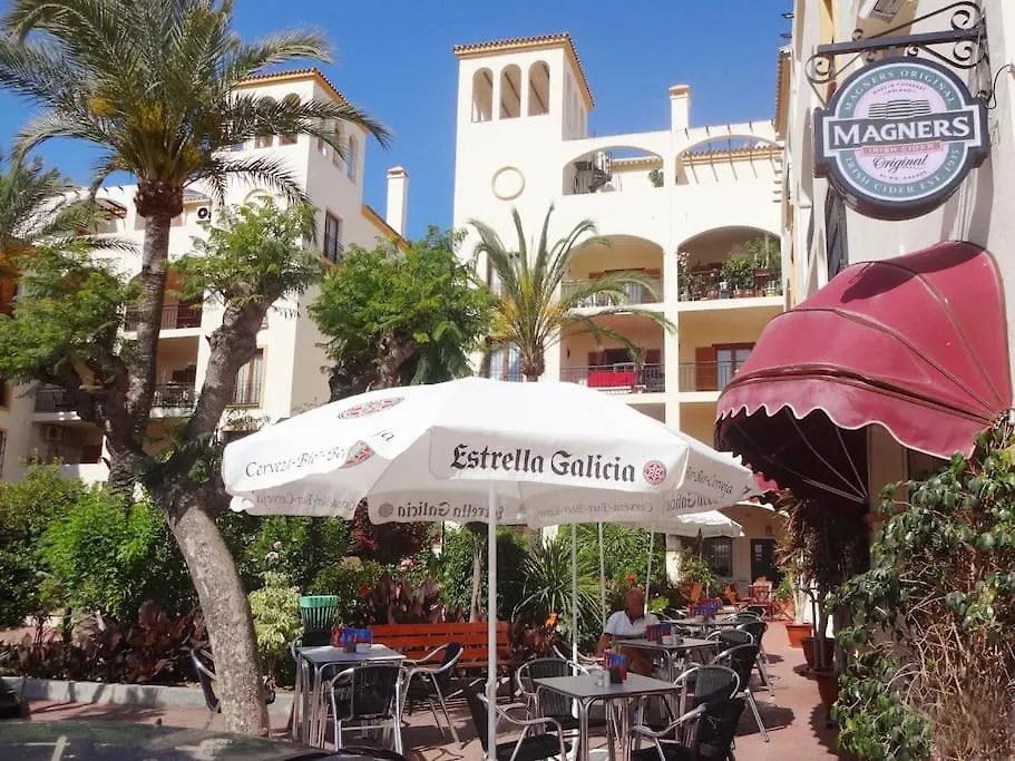 מנילבה Luxury 4 Bed Townhouse Duquesa With Breathtaking Views Close To Port And Beach 0*,  ספרד