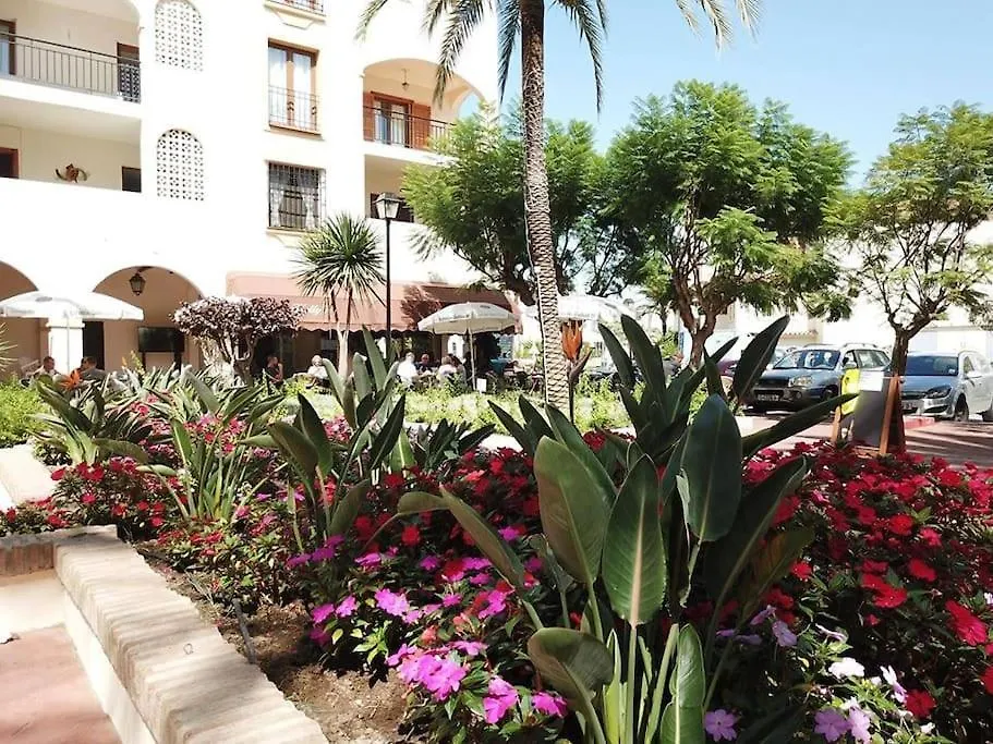 דירה מנילבה Luxury 4 Bed Townhouse Duquesa With Breathtaking Views Close To Port And Beach